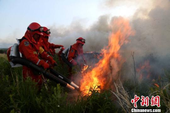 ???��? ????4?��